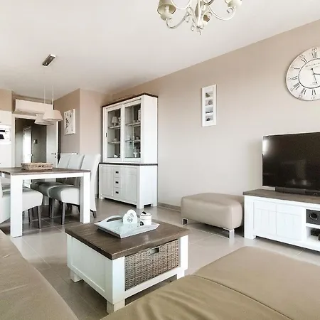 Residentie Crystal Appartement Oostende
